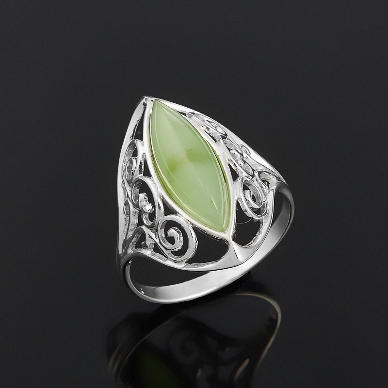 Кольцо нефрит зеленый (серебро 925 пр.) размер 17,5
Кольцо нефрит зеленый (серебро 925 пр.) размер 17,5