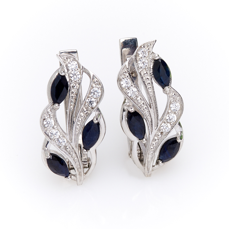 Серьги сапфир черный огранка (серебро 925 пр.) 
Серьги сапфир черный огранка (серебро 925 пр.)