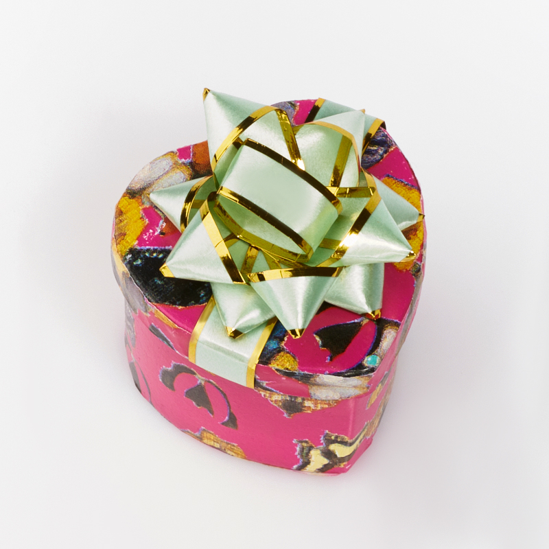 Подарочная упаковка под кольцо/серьги 40х40х35 мм
Подарочная упаковка под кольцо/серьги 40х40х35 мм