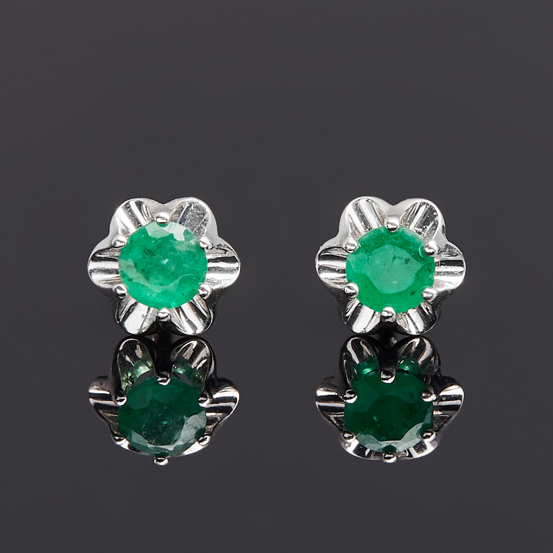 Серьги изумруд (серебро 925 пр. родир. бел.) пуссеты огранка 
Серьги изумруд (серебро 925 пр. родир. бел.) пуссеты огранка