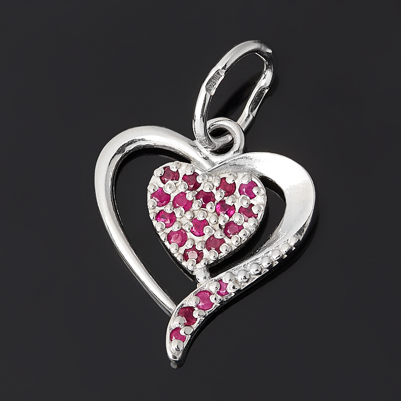 Кулон рубин (серебро 925 пр. родир. бел.) сердечко огранка 
Кулон рубин (серебро 925 пр. родир. бел.) сердечко огранка
