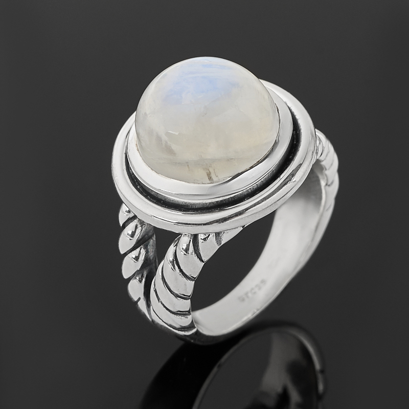 Кольцо лунный камень (адуляр) (серебро 925 пр. оксидир.) размер 17
Кольцо лунный камень (адуляр) (серебро 925 пр. оксидир.) размер 17