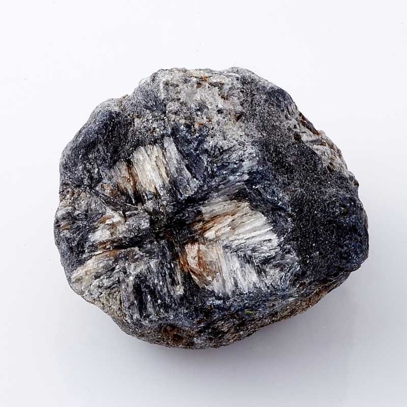 Хисатолит камень