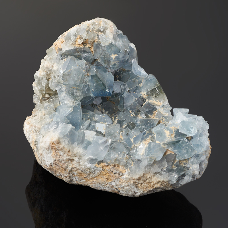 Друза целестин M (7-12 см)
Друза целестин M (7-12 см)