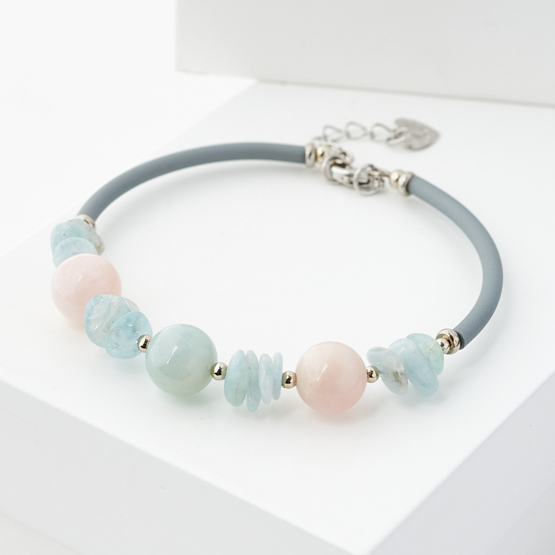 Браслет микс аквамарин, берилл (биж. сплав, каучук) 19 см (+3 см)
Браслет микс аквамарин, берилл (биж. сплав, каучук) 19 см (+3 см)