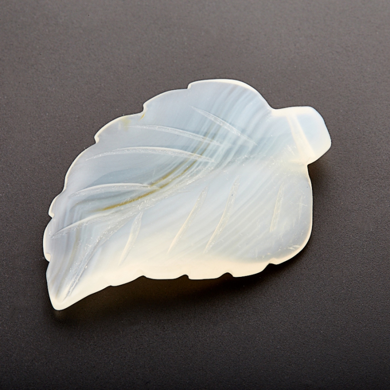 

Пуговица лист агат серый 3,5-4 см