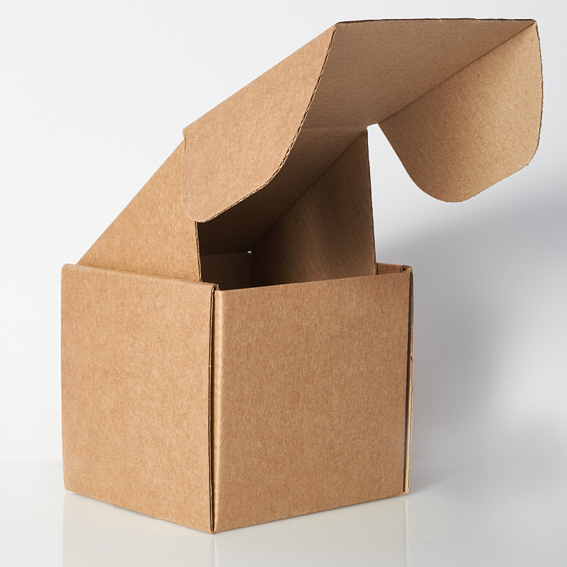 Подарочная упаковка универсальная (коробка) (бежевый) 100х90х90 мм