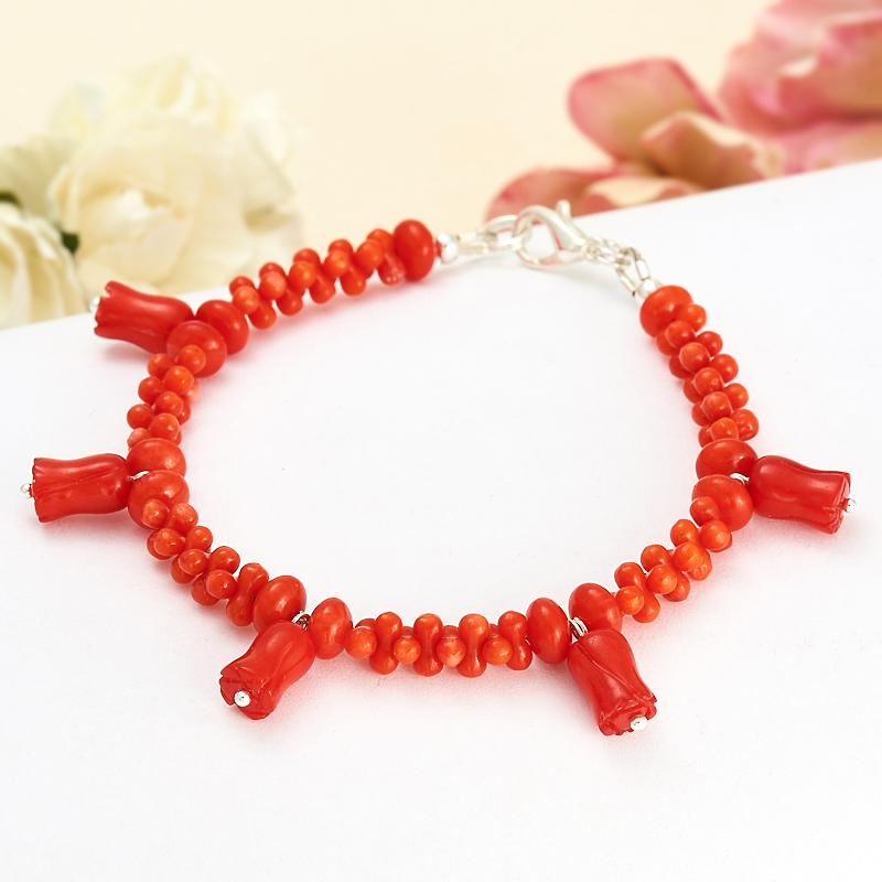 коралл для женщин. коралл для женщин. коралл камень натуральный. камень талисман коралл. кораллы украшения.