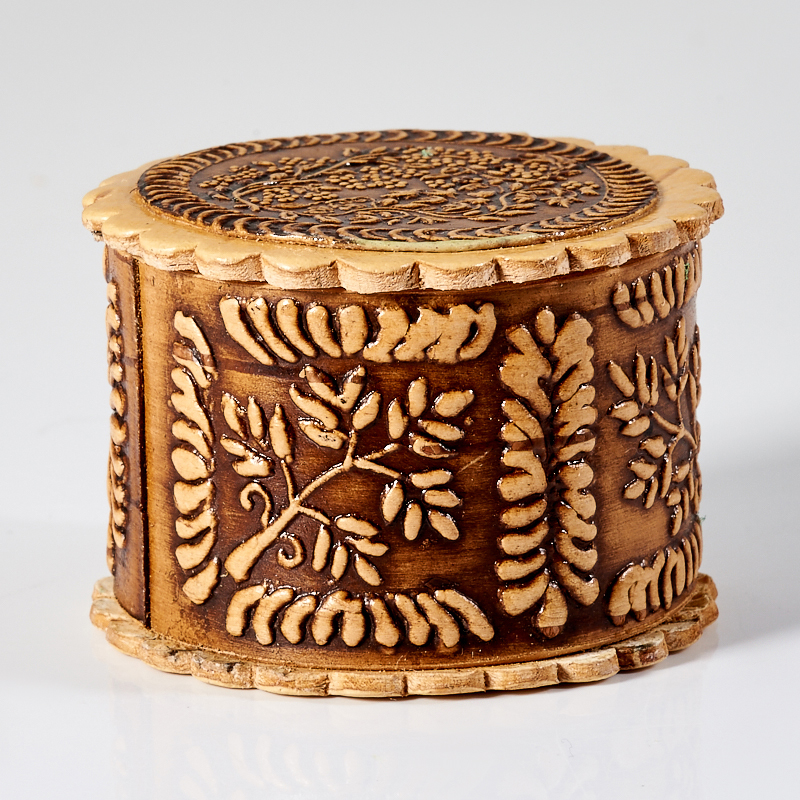 

Шкатулка для хранения украшений (дерево береста) 4,5х3 см