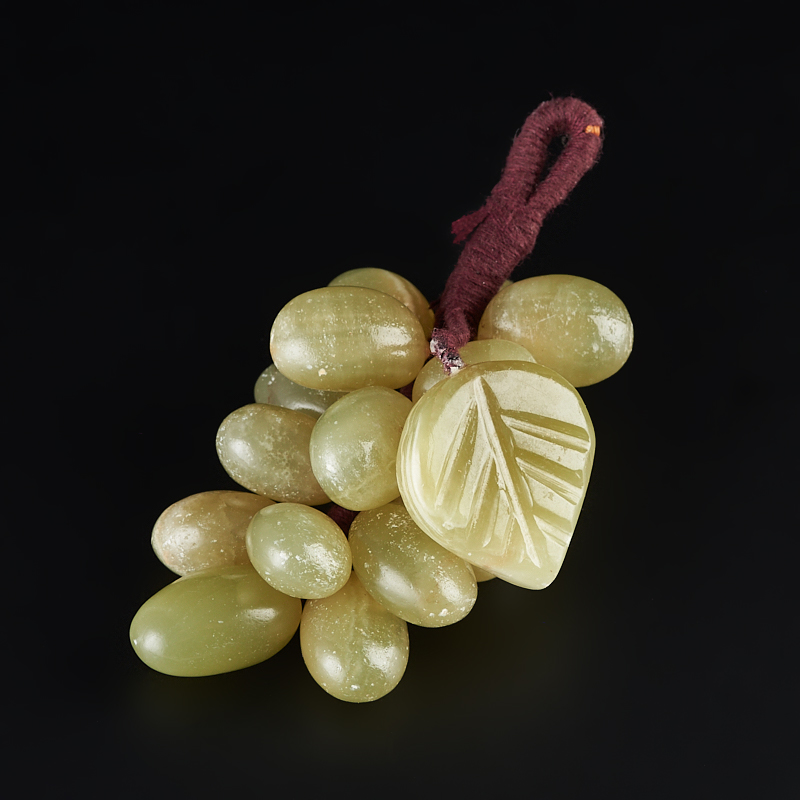 Виноград оникс мраморный Пакистан 9-10 см