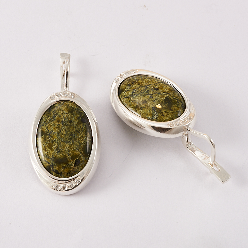 

Серьги змеевик (серебро 925 пр.)