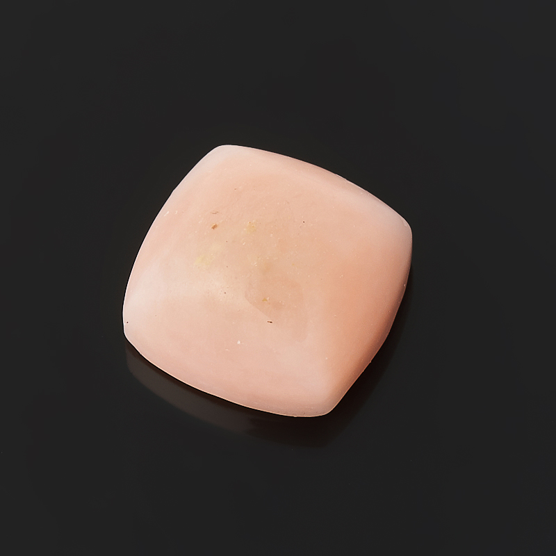 Кабошон опал розовый Перу 8*8 мм