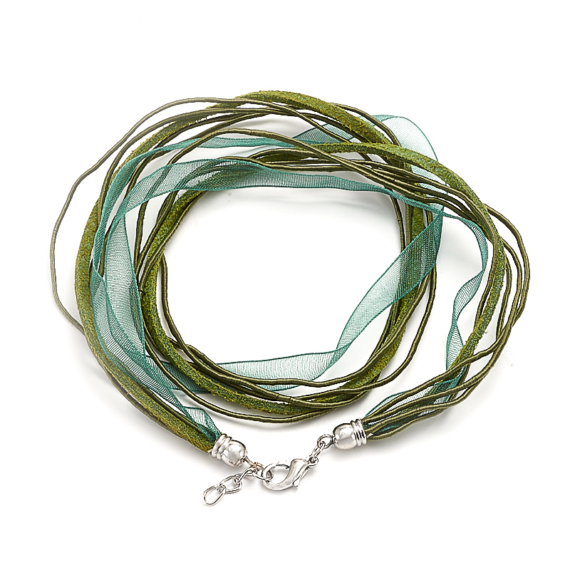 

Шнурок темно-зеленый 45 см (замша, нейлон)