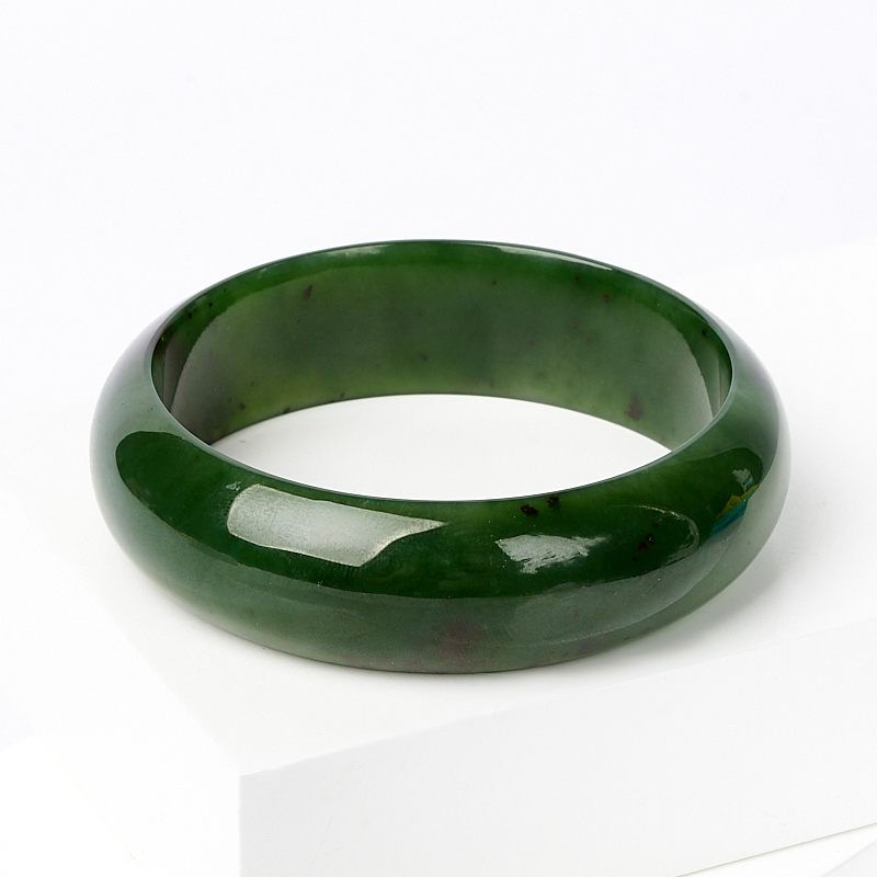 

Браслет нефрит зеленый цельный 19 см