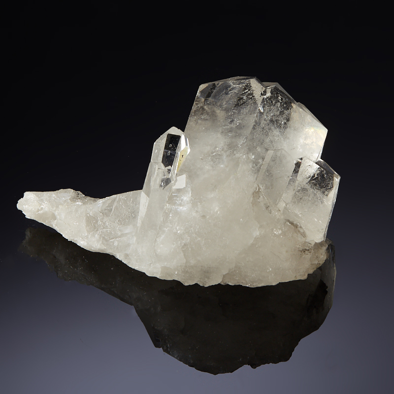 горный хрусталь бразилия. коллекционная друза горного хрусталя. минералы кварц горный хрусталь. прозрачный кварц друза. друза хрусталя.