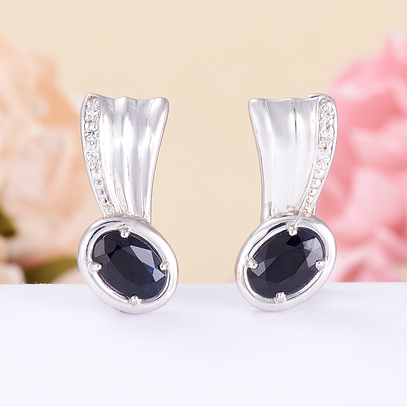 

Серьги сапфир черный огранка (серебро 925 пр.)