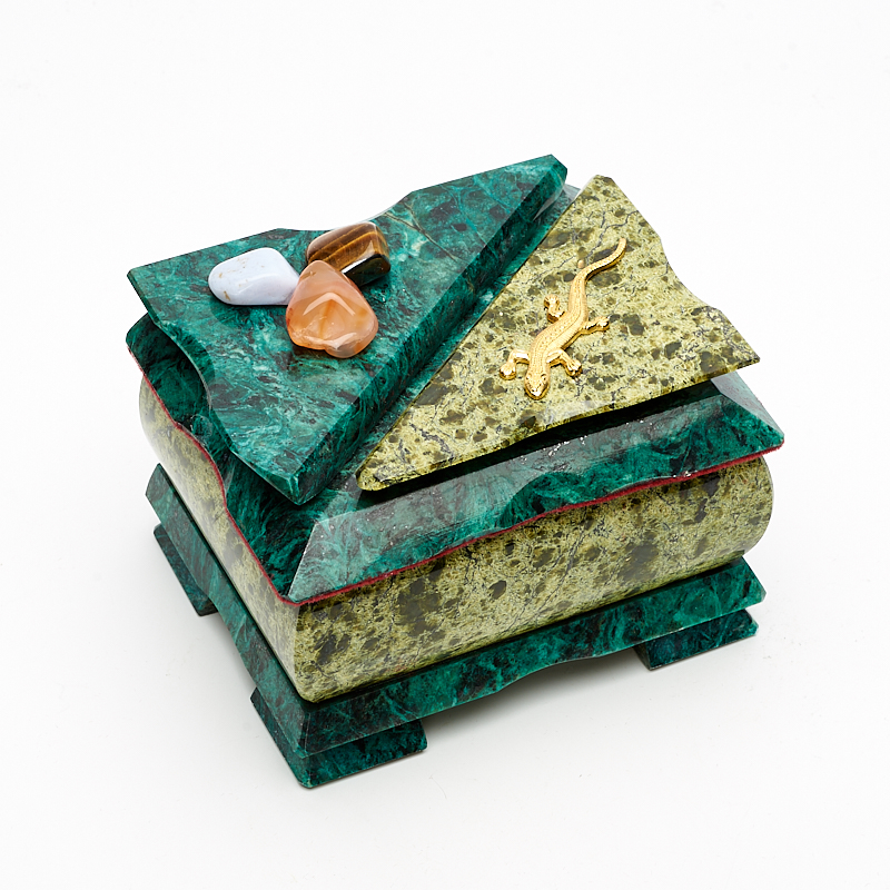 

Шкатулка змеевик 11х8,5х8,5 см