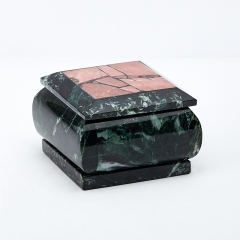 Шкатулка микс змеевик, родонит 8х8х5,5 см