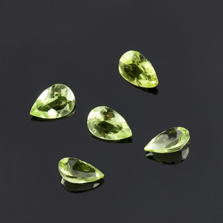 Купить огранка из Хризолита. Магазин натуральных камней. России ...