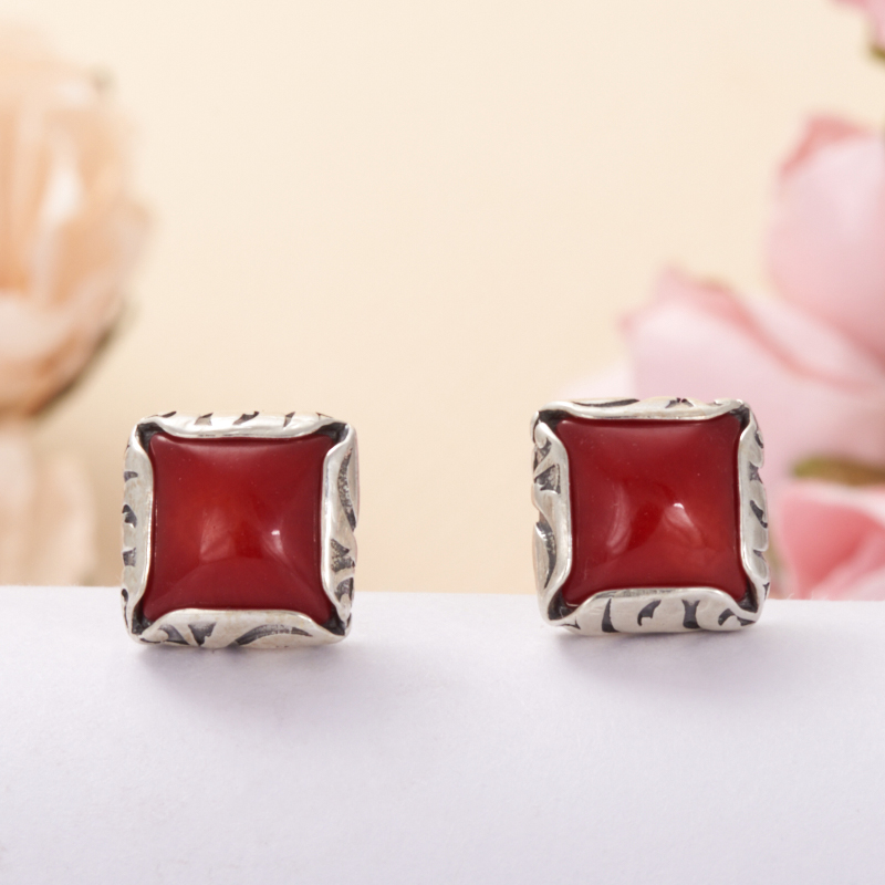 

Серьги коралл красный пуссеты (серебро 925 пр.)