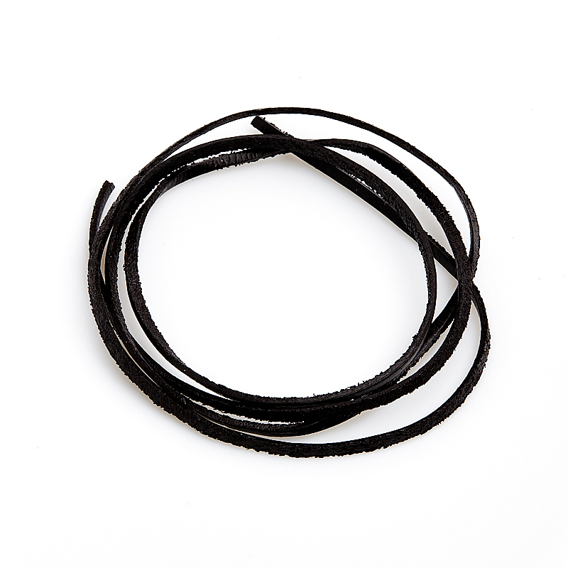 Шнурок черный 70 см (натуральная кожа)