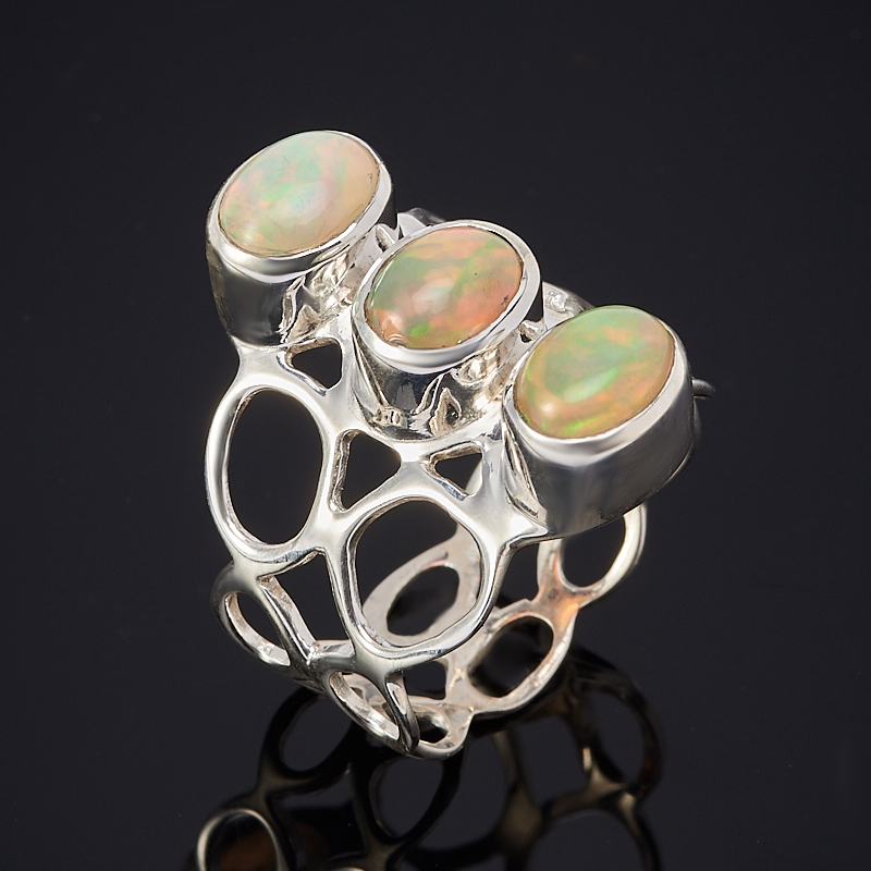 

Кольцо опал благородный желтый (серебро 925 пр.) размер 19