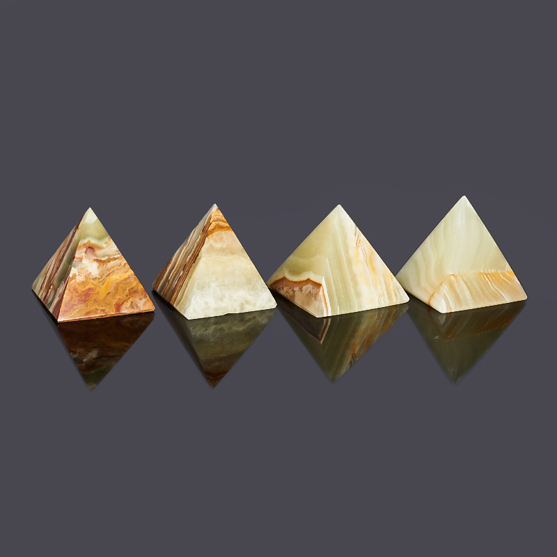 Пирамида оникс мраморный Пакистан 3-4 см