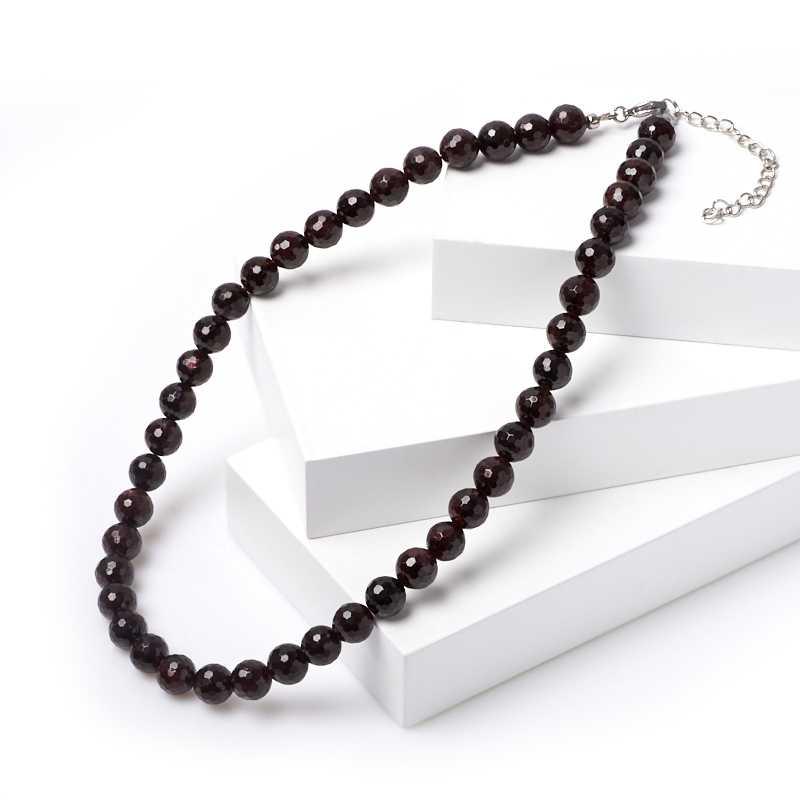 

Бусы гранат альмандин огранка 10 мм 46-53 см (хир. сталь)