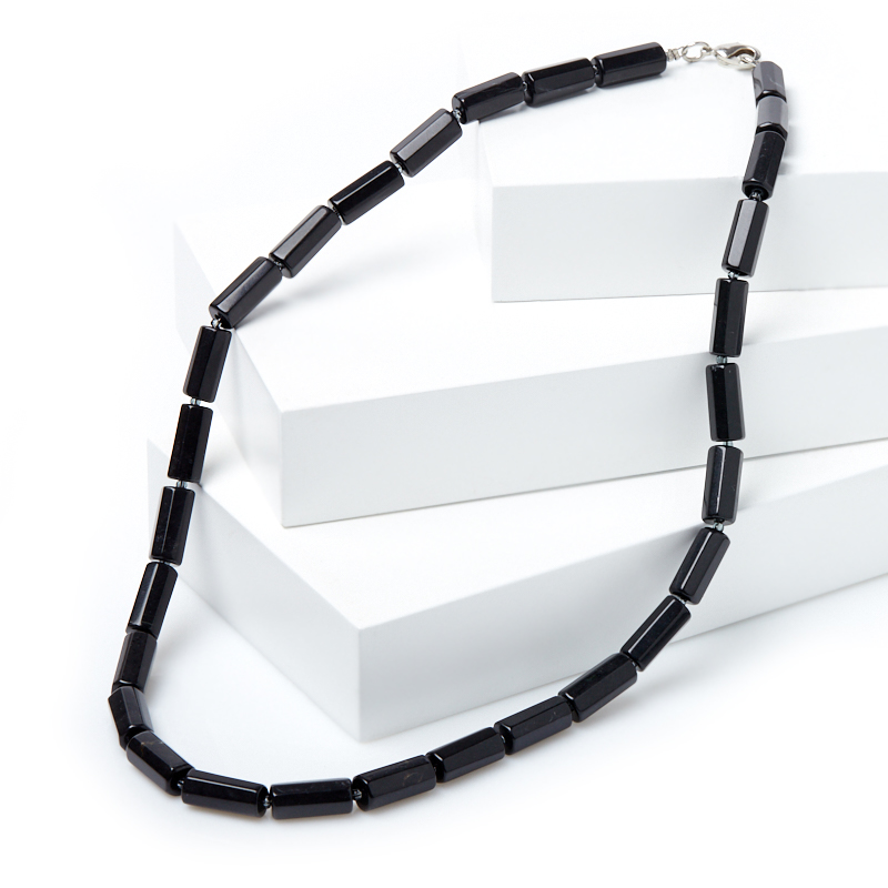 

Бусы нефрит черный огранка 47 см (биж. сплав)