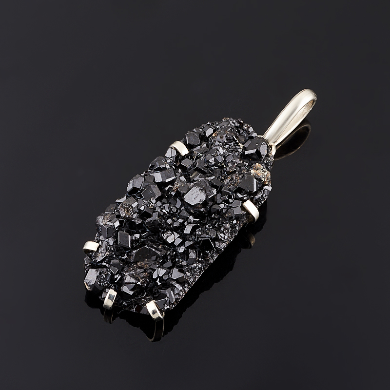 

Кулон гранат меланит друза (нейзильбер)