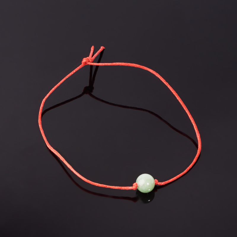 Браслет авантюрин зеленый Индия (текстиль) красная нить Для раскрытия творческого потенциала 8 мм 28 см (регулируемый)