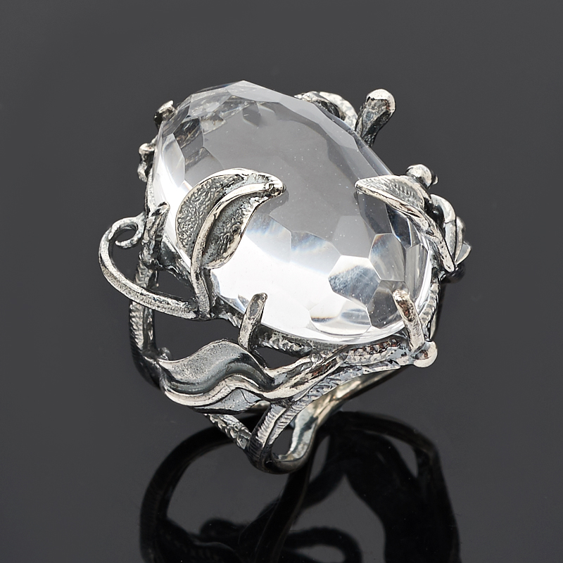 Кольца из серебра женские с камнем