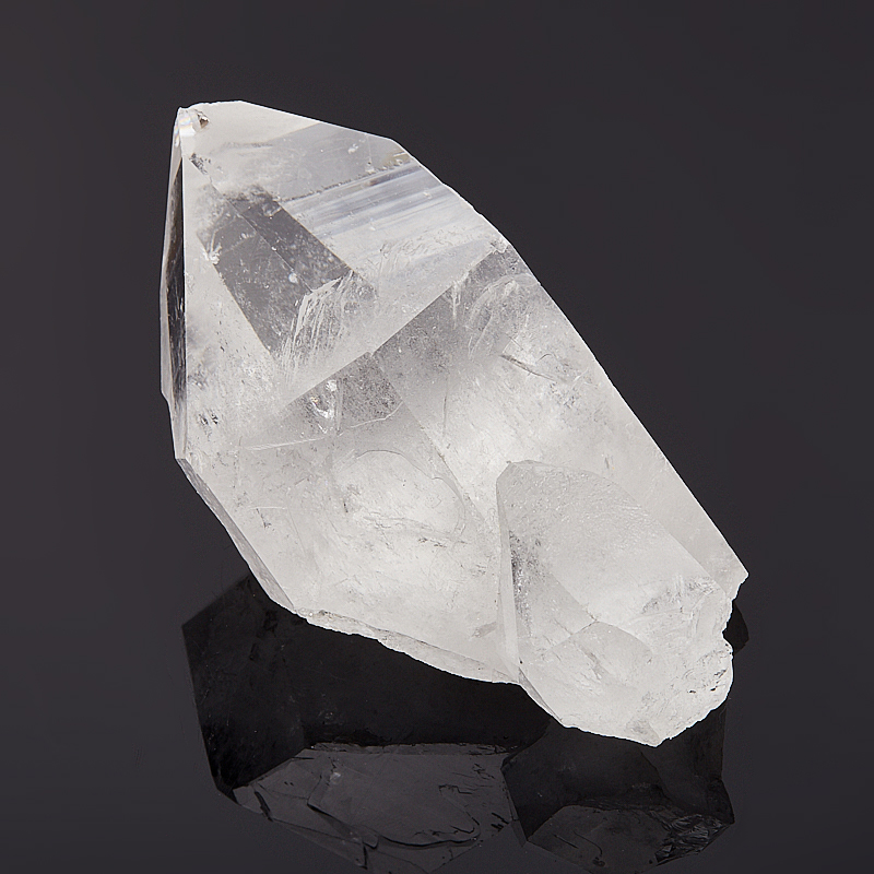 

Кристалл горный хрусталь (сросток) M