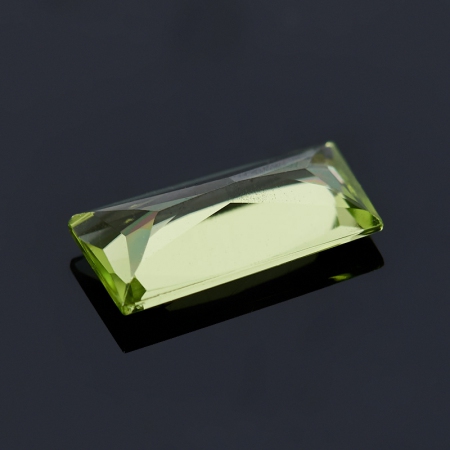 Купить огранка из Хризолита. Магазин натуральных камней. России ...