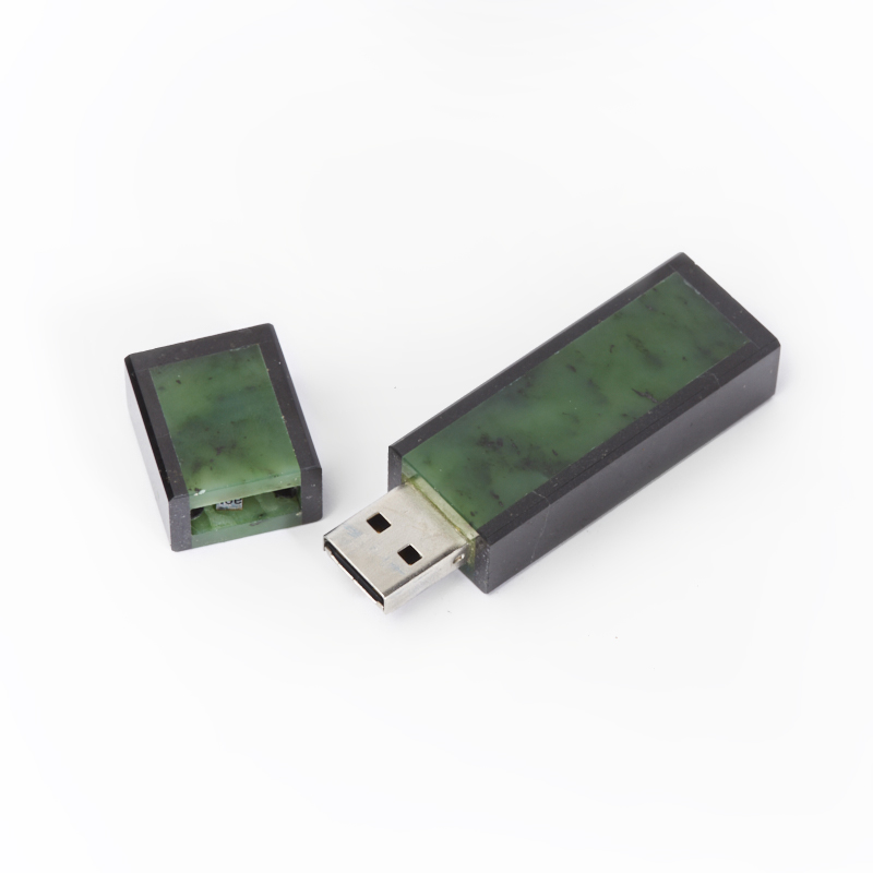 USB-флеш-накопитель долерит, нефрит 16 Гб