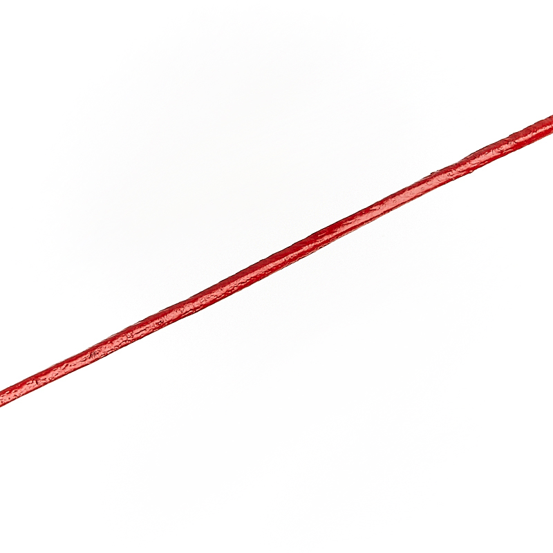 Шнурок (кожа натуральная) (красный) 70 см