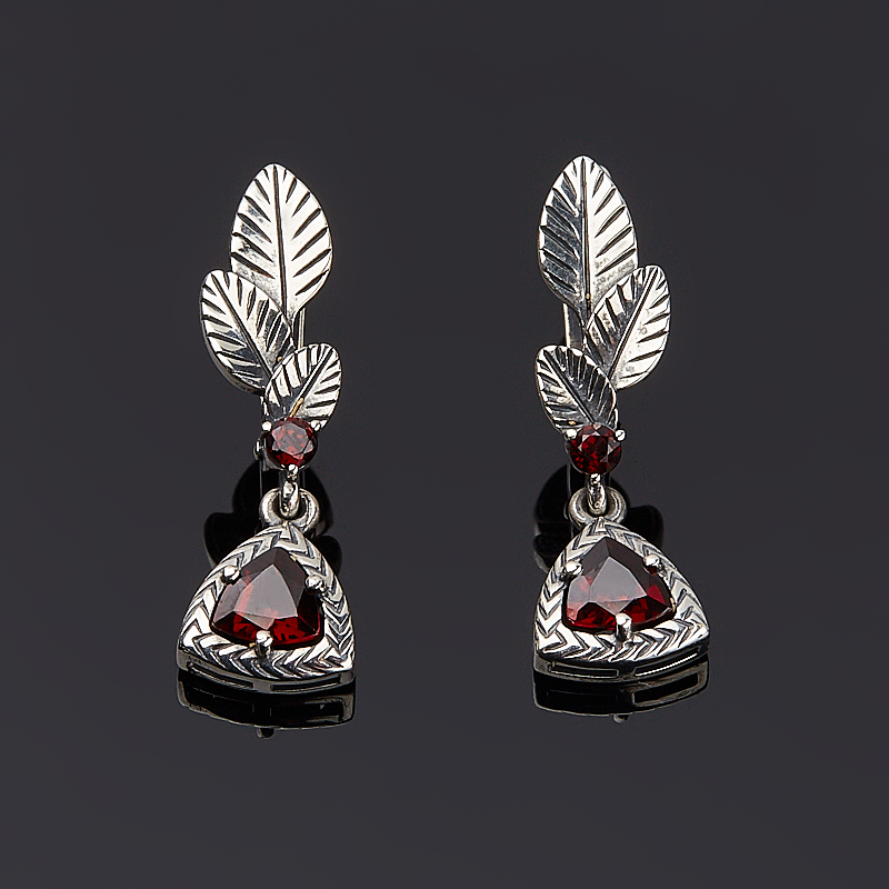 

Серьги гранат альмандин (серебро 925 пр. оксидир.) огранка