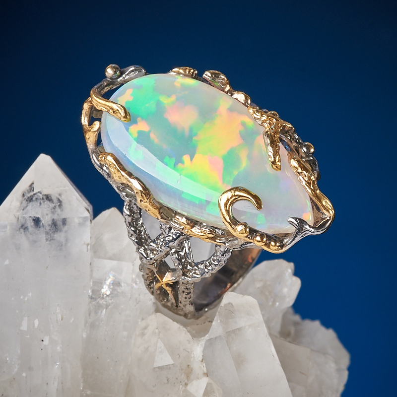 

Кольцо опал благородный белый (серебро 925 пр. позолота, родир. черн.) размер 19