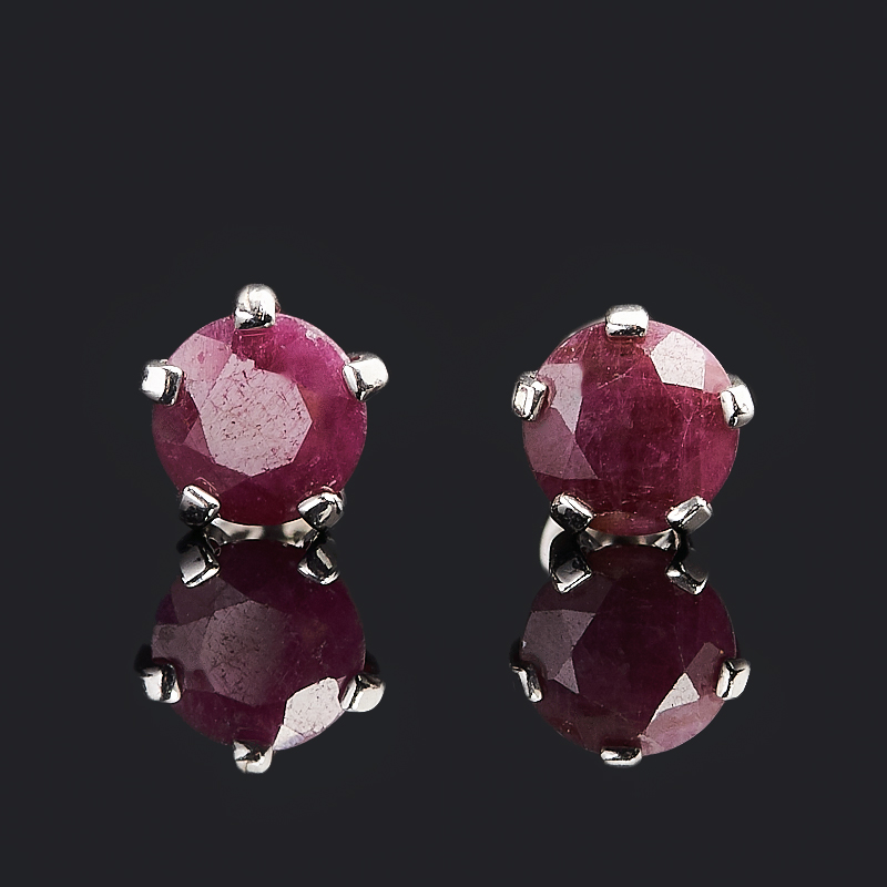 

Серьги рубин (серебро 925 пр. родир. бел.) пуссеты огранка