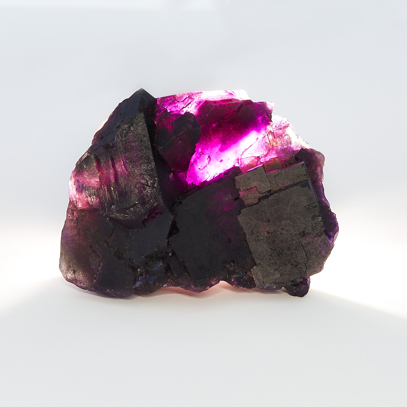 Образец флюорит фиолетовый Мексика S (4-7 см)