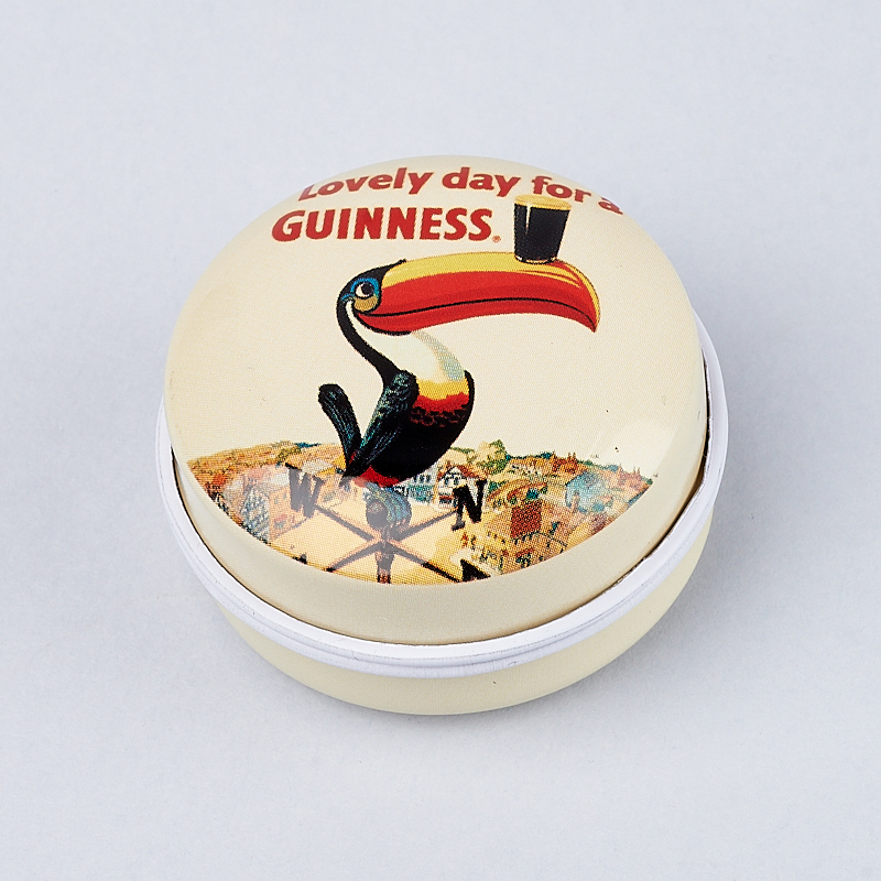 

Шкатулка для хранения камней / украшений 4х2 см