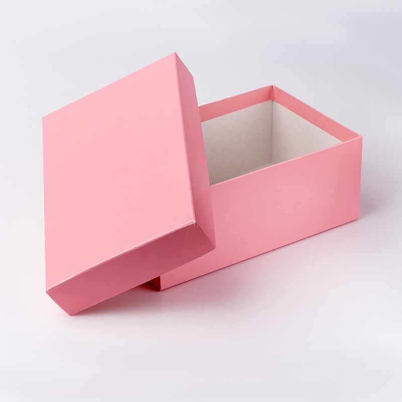 Картонный пакет коробка. 190х190х90 коробка картонная. Коробка 120х120х40. Картонная упаковка 630x150x150. Розовая картонная коробка.
