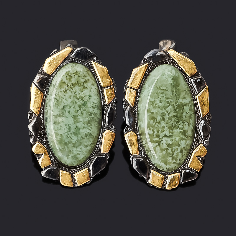 

Серьги жадеит (серебро 925 пр. позолота, родир. черн.)
