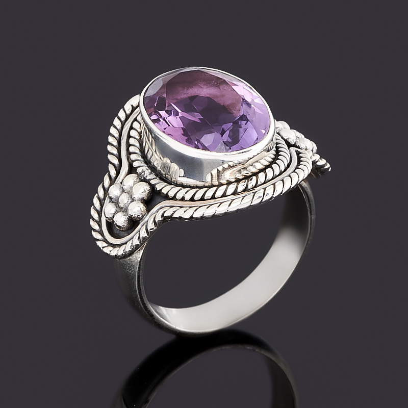 

Кольцо аметист (серебро 925 пр. оксидир.) огранка размер 17