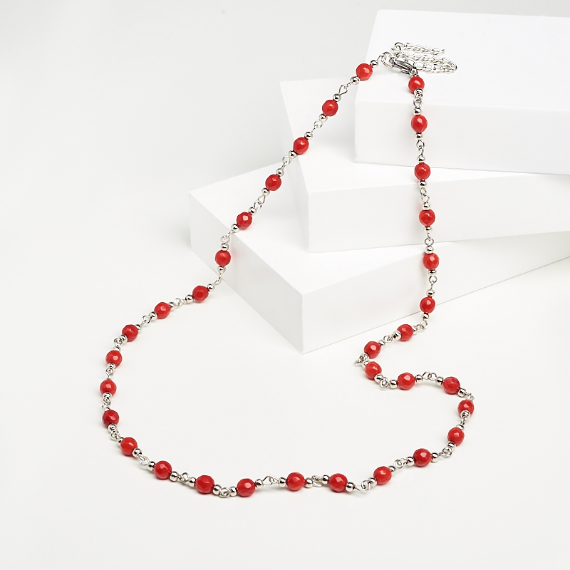 

Бусы коралл красный (биж. сплав, сталь хир.) огранка 6 мм 45 см (+7 см)