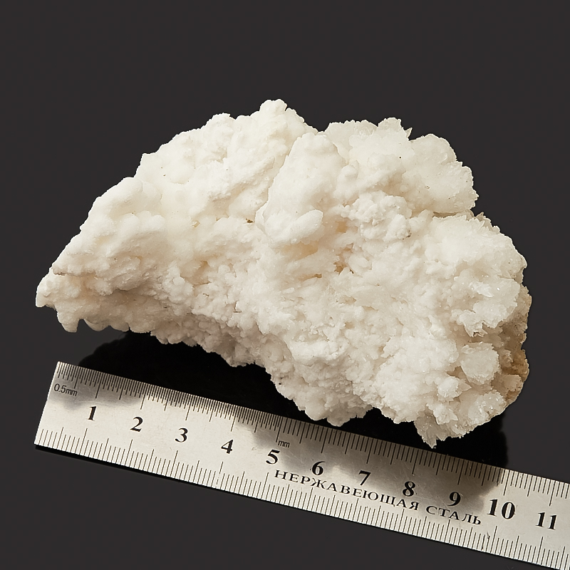 Образец арагонит белый Мексика M (7-12 см)