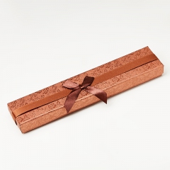 Подарочная упаковка (картон) под браслет/бусы/цепь (футляр) (коричневый) 210х40х15 мм