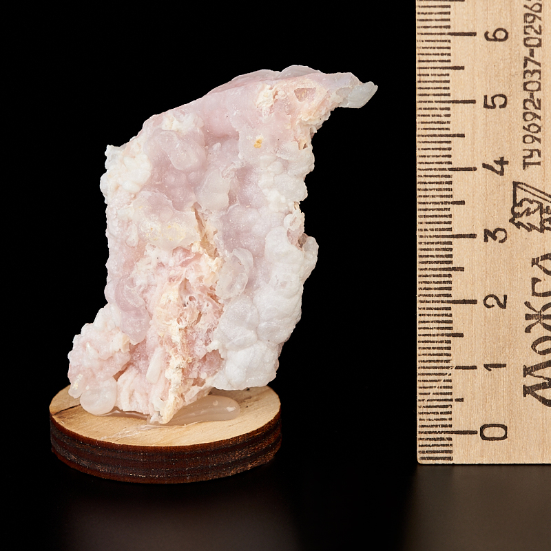 Образец опал розовый Перу (на подставке) S (4-7 см)