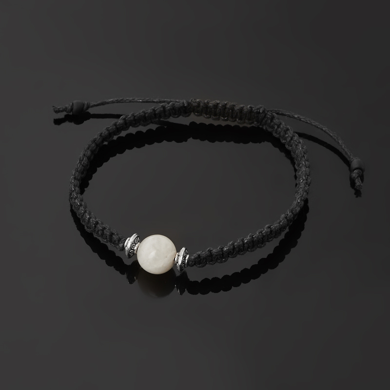 

Браслет лунный камень (адуляр) (биж. сплав, текстиль) шамбала 10 мм 16 см (регулируемый)