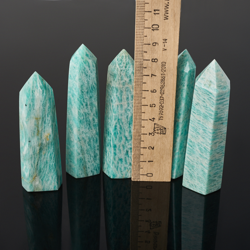 Кристалл амазонит Перу (ограненный) M (7-12 см) (1 шт)